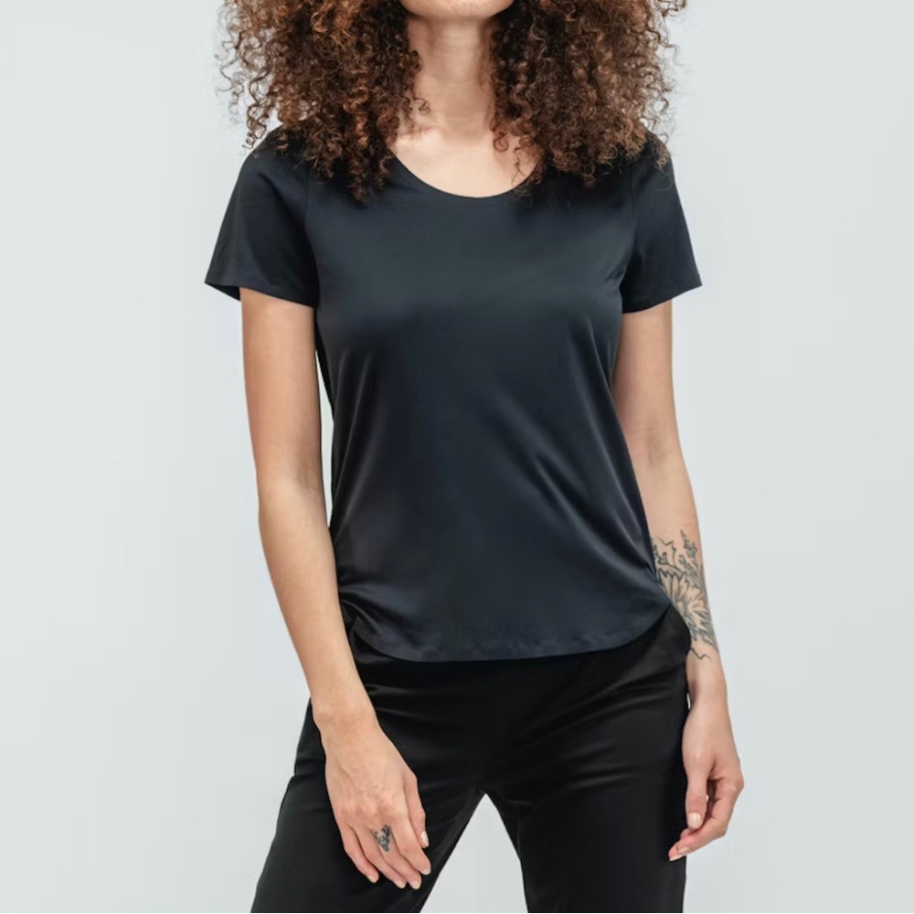 Ministry of Supply Luxe Touch Tee